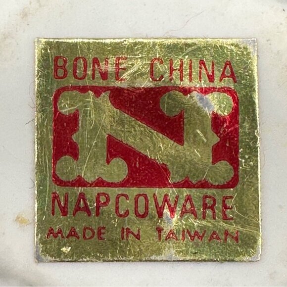 Vintage Girl Figurine Napcoware Japan Side Eye Sassy Flowers Blue Bow Bone China - Picture 7 of 10